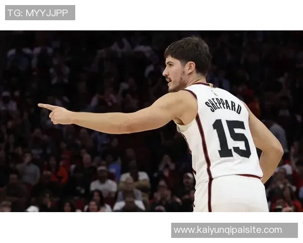 乌度卡强调提升三分球产量鼓励球员果断出手增加底角三分机会